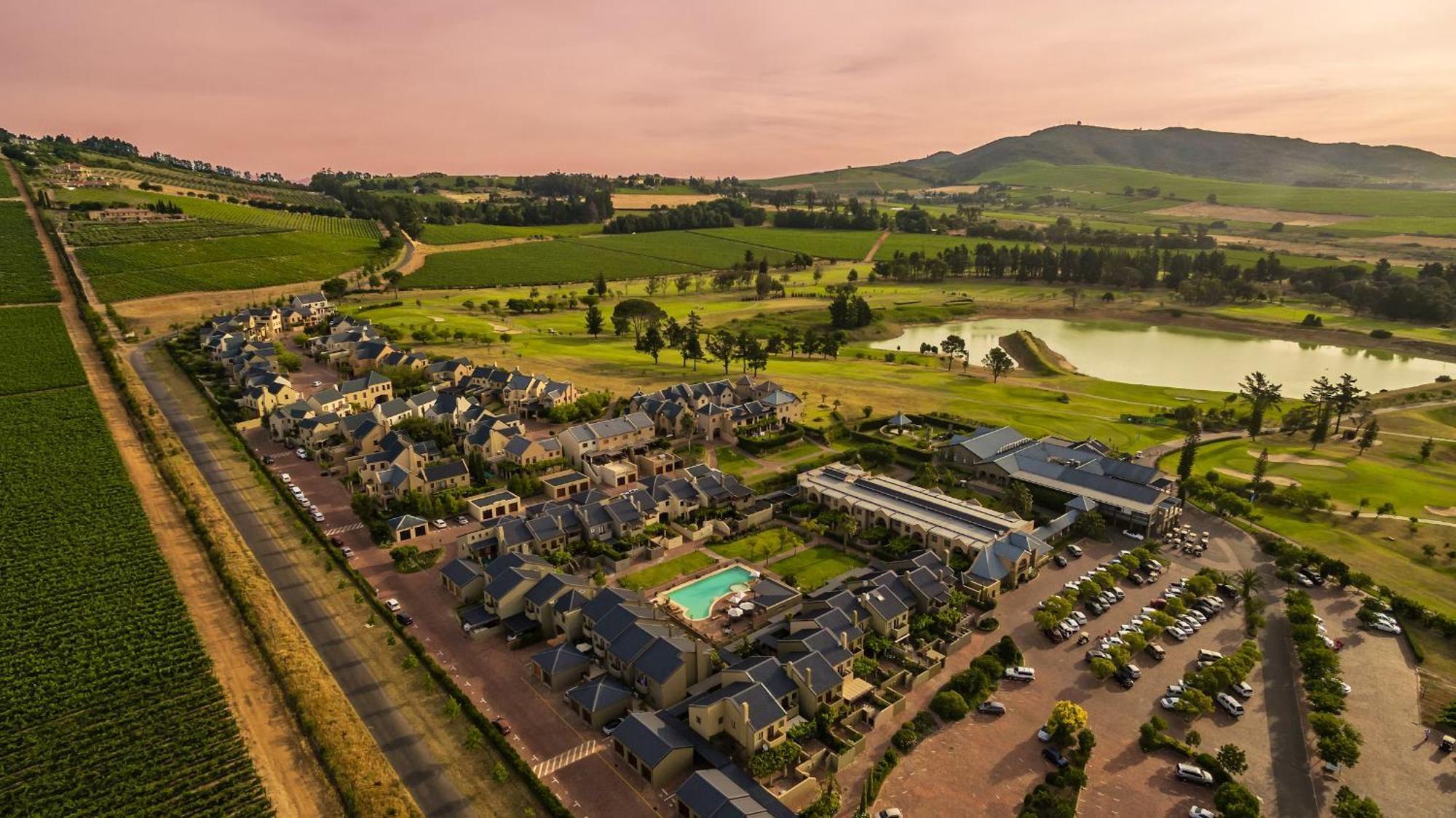 Devonvale Golf & Wine Estate Hotel Стеленбош Екстериор снимка